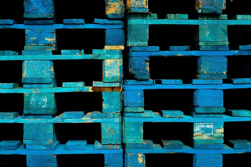 Pallet Wood Shelves